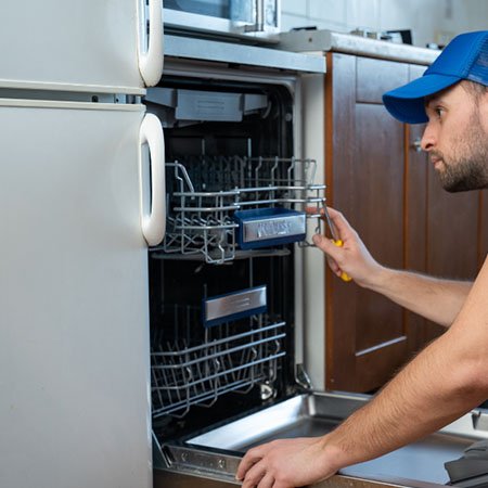 hermosa-beach-appliance-repair-men-image_03